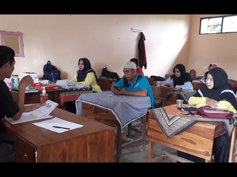 RAPAT KEPALA SEKOLAH DAN DEWAN GURU